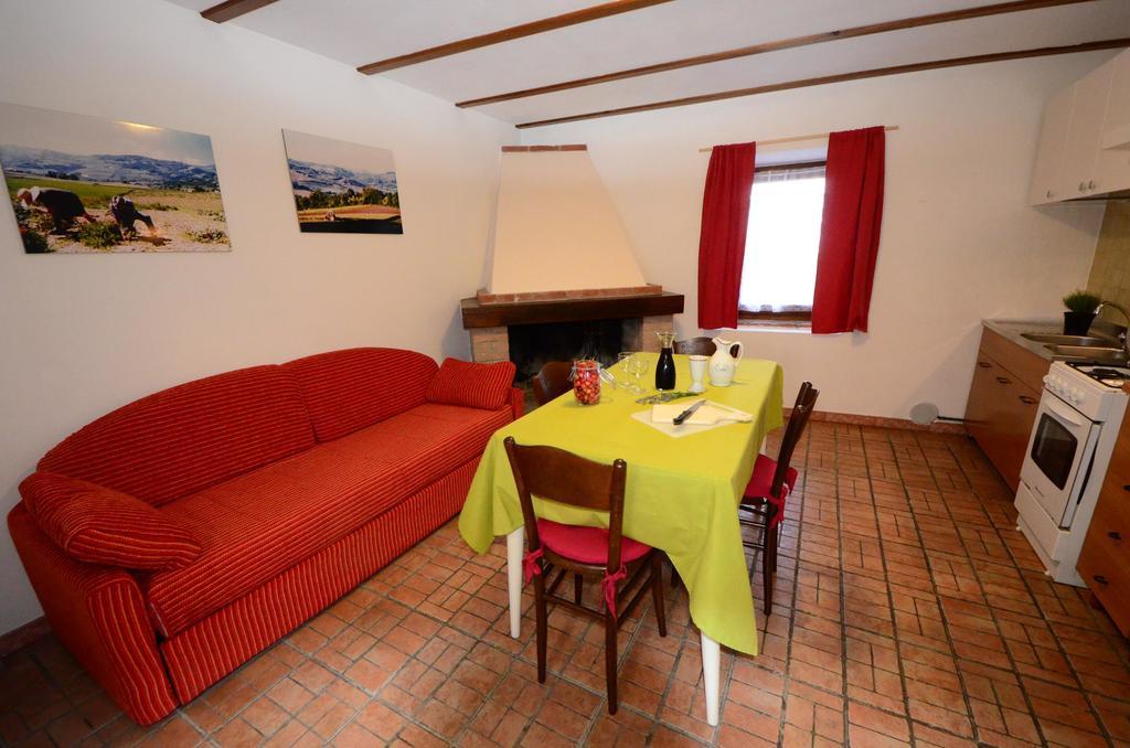 Agriturismo Agronauta Villa Piozzano Eksteriør billede