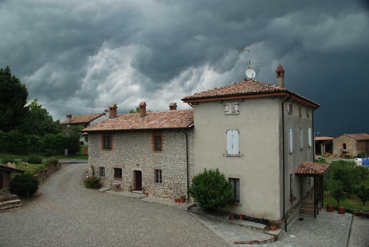 Agriturismo Agronauta Villa Piozzano Eksteriør billede